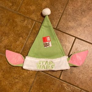 Star Wars Grogu Christmas hat mandalorian